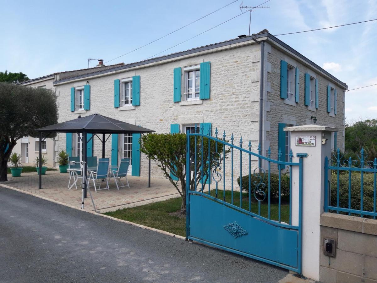Logis De Lange Studio 2 P Saint-Hilaire-la-Palud Exterior photo